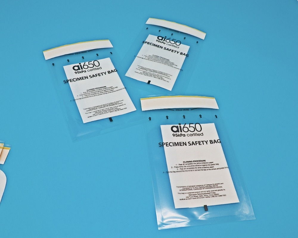 Specimen Transport Convenience Kits 95kPa Safety Transport Bags, Absorbent Pocket Sleeve and