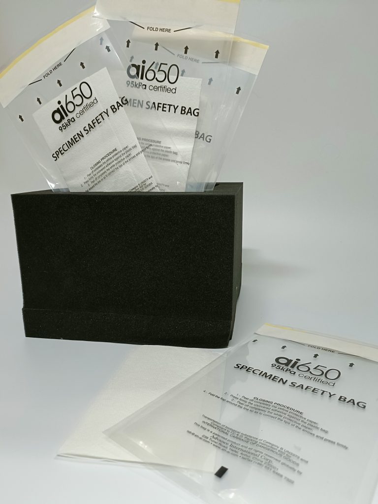 AI 650 95kpa Specimen Bag 95kPa Safety Transport Bags, Absorbent Pocket Sleeve and Absorbent